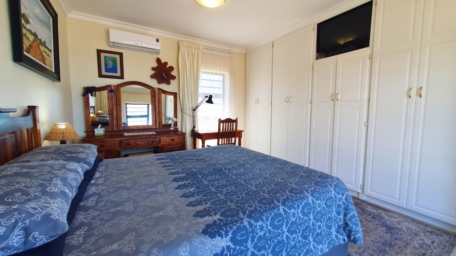 4 Bedroom Property for Sale in Dana Bay Western Cape